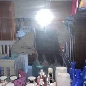 Meet your Posher, Lesli